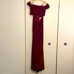 Size 8 Two-Piece Faviana Red Formal Gown